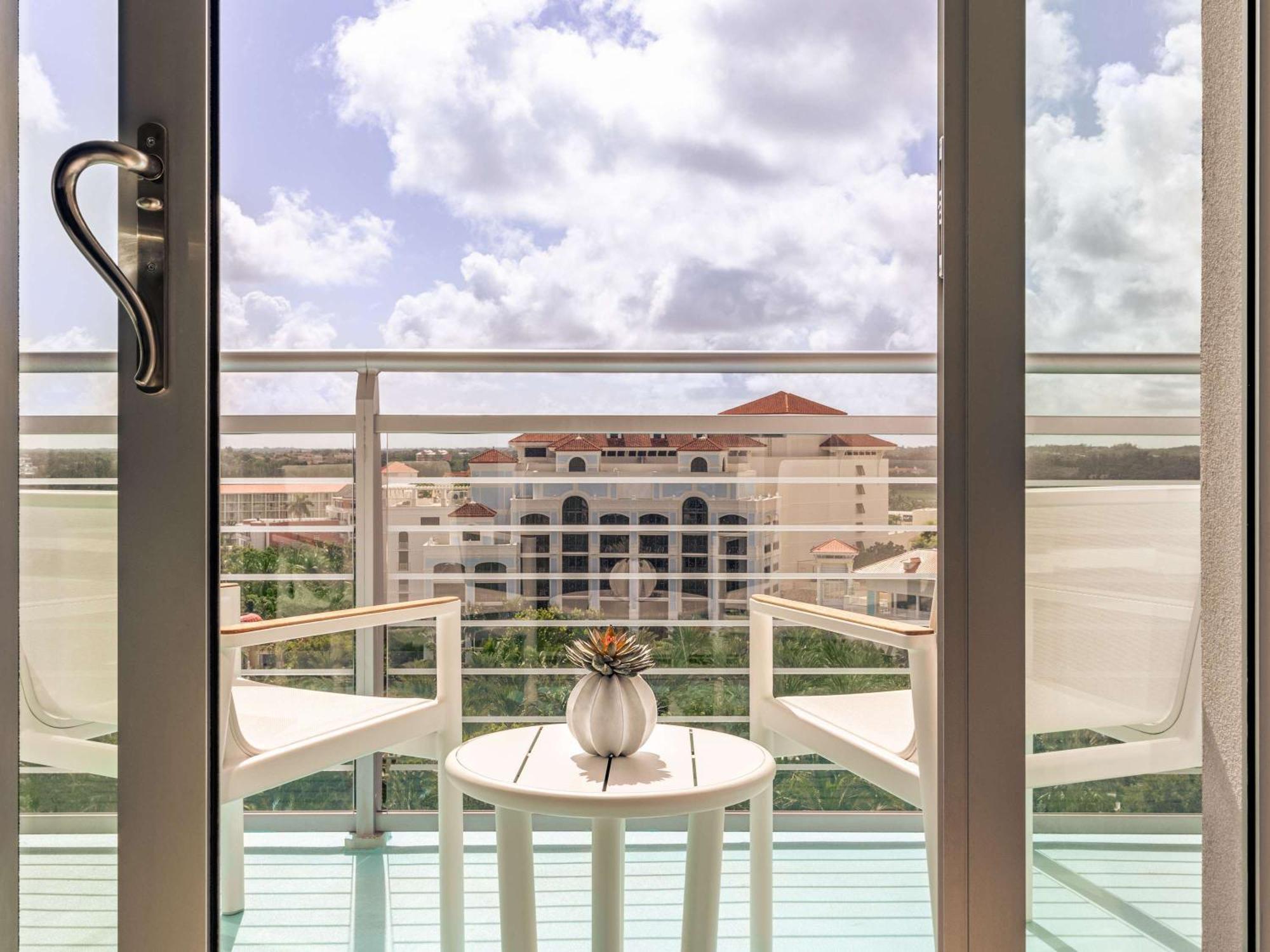 Sls At Baha Mar Hotel Насау Екстериор снимка